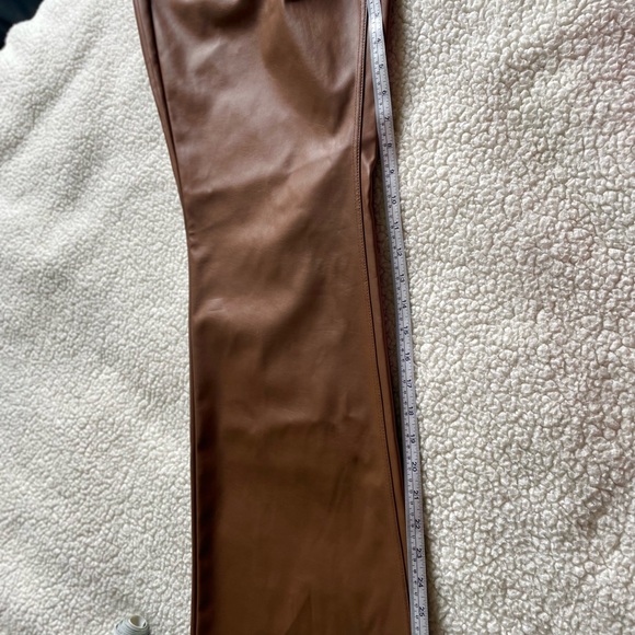 Women’s pleather Pants size 14 - Picture 7 of 9
